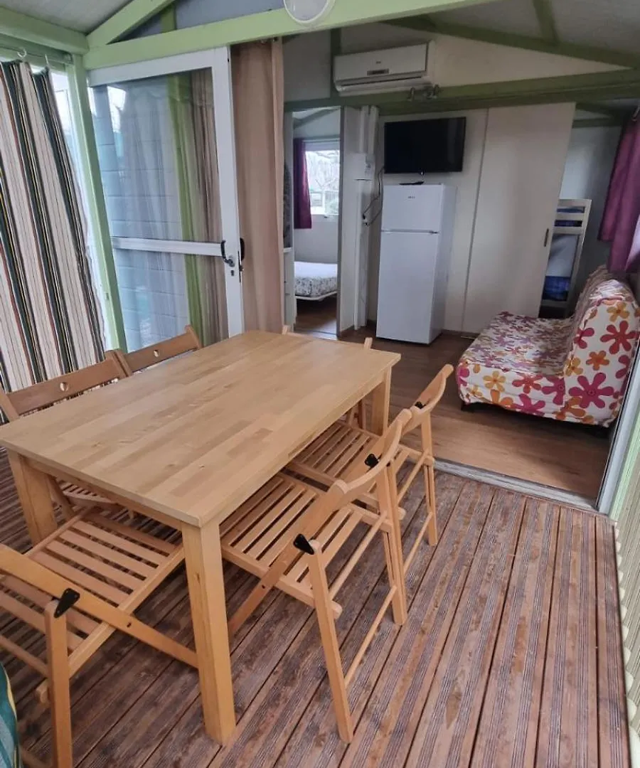 Camping Dal Pino Marina di Massa Campsite