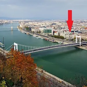 Monolit Center Alloggio in famiglia Budapest